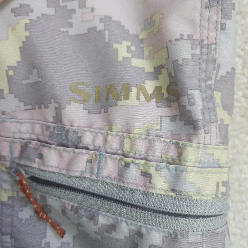 Simms Fishing Products Digital Camo Board Shorts Mens 36-38 Gray Fishing Shorts